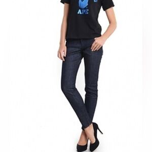 Brand new with tags MISS SIXTY Radio style second skin skinny jeans. W25 L30